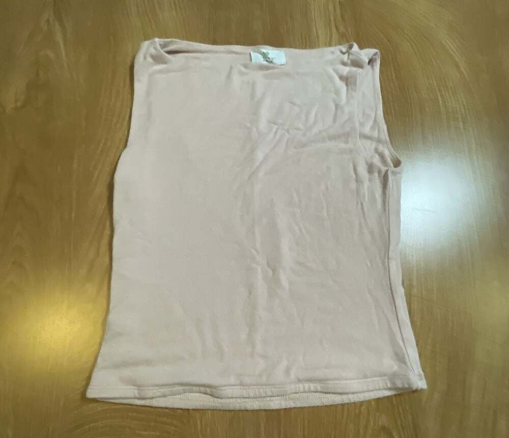 Live The Moment Sleeveless Crew Neck Tank Top